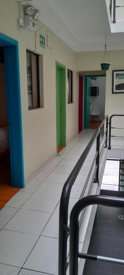 Hostal Brilliant كويتو المظهر الخارجي الصورة